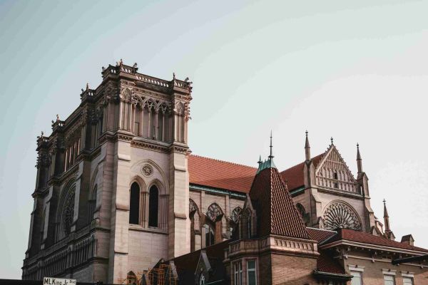 楼宇自控系统，智能化管理，安全，节能，舒适性，优势